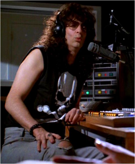 howard-stern-and-his-voice